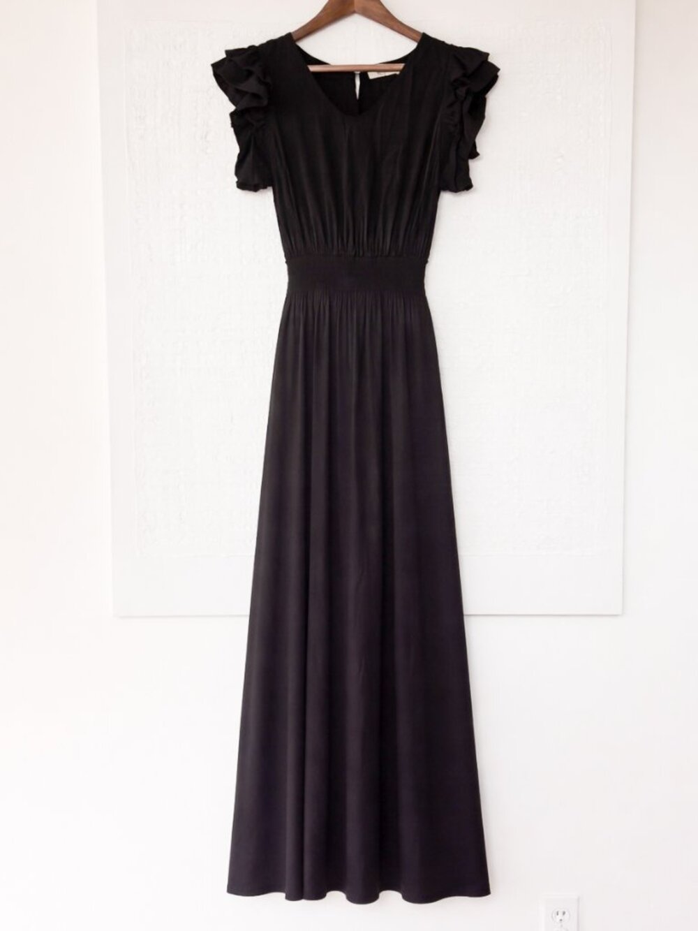 Aura Black Size Medium Shift Maxi Sleeveless Dress